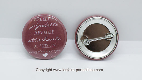 Badge "Rebelle pipelette" – Image 3